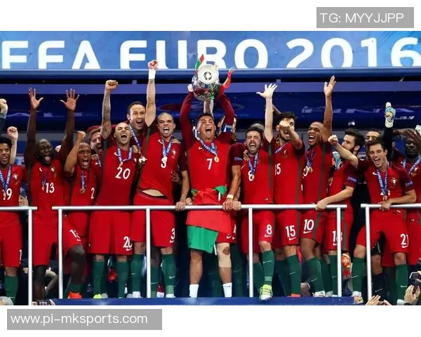 全球足球球星实力排名前十名与经典瞬间回顾 全球足球球星实力排名前十名与经典瞬间回顾